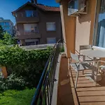 Family Deja Vu Szálloda 2*