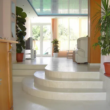 Hotel Family Deja Vu 2*