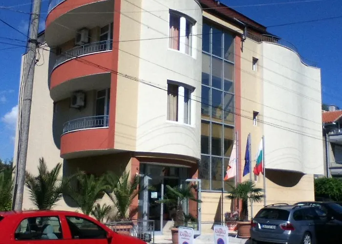 Family Deja Vu Ravda